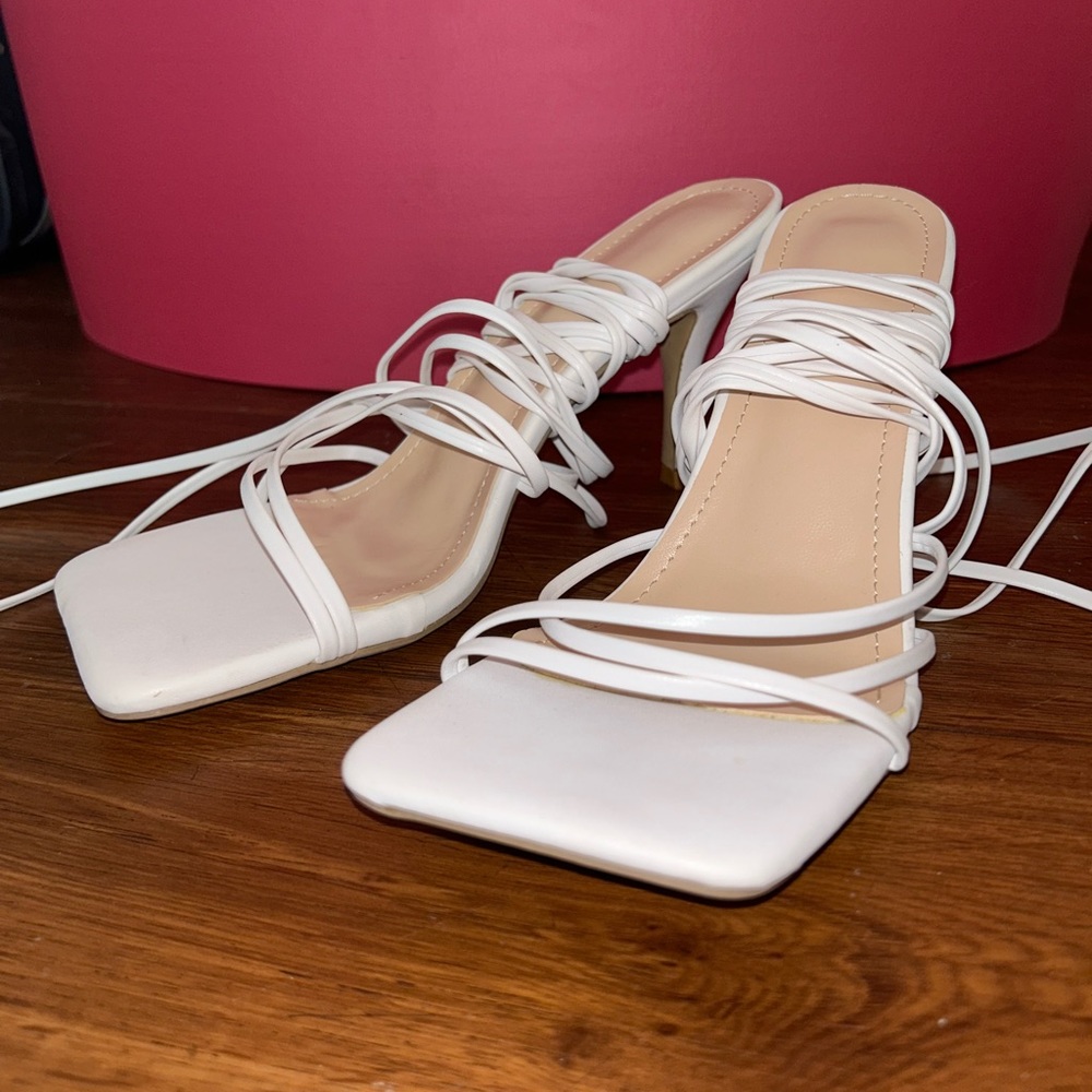 Women’s Tie Up Heels